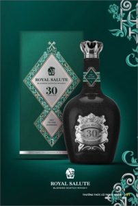 Royal Salute 30 yo F22 – Hộp quà Tết 2022